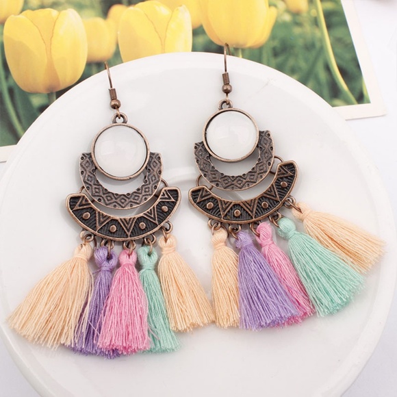 **KIKO* Multicolor Tassel Fashion Dangle Earrings - Picture 1 of 3